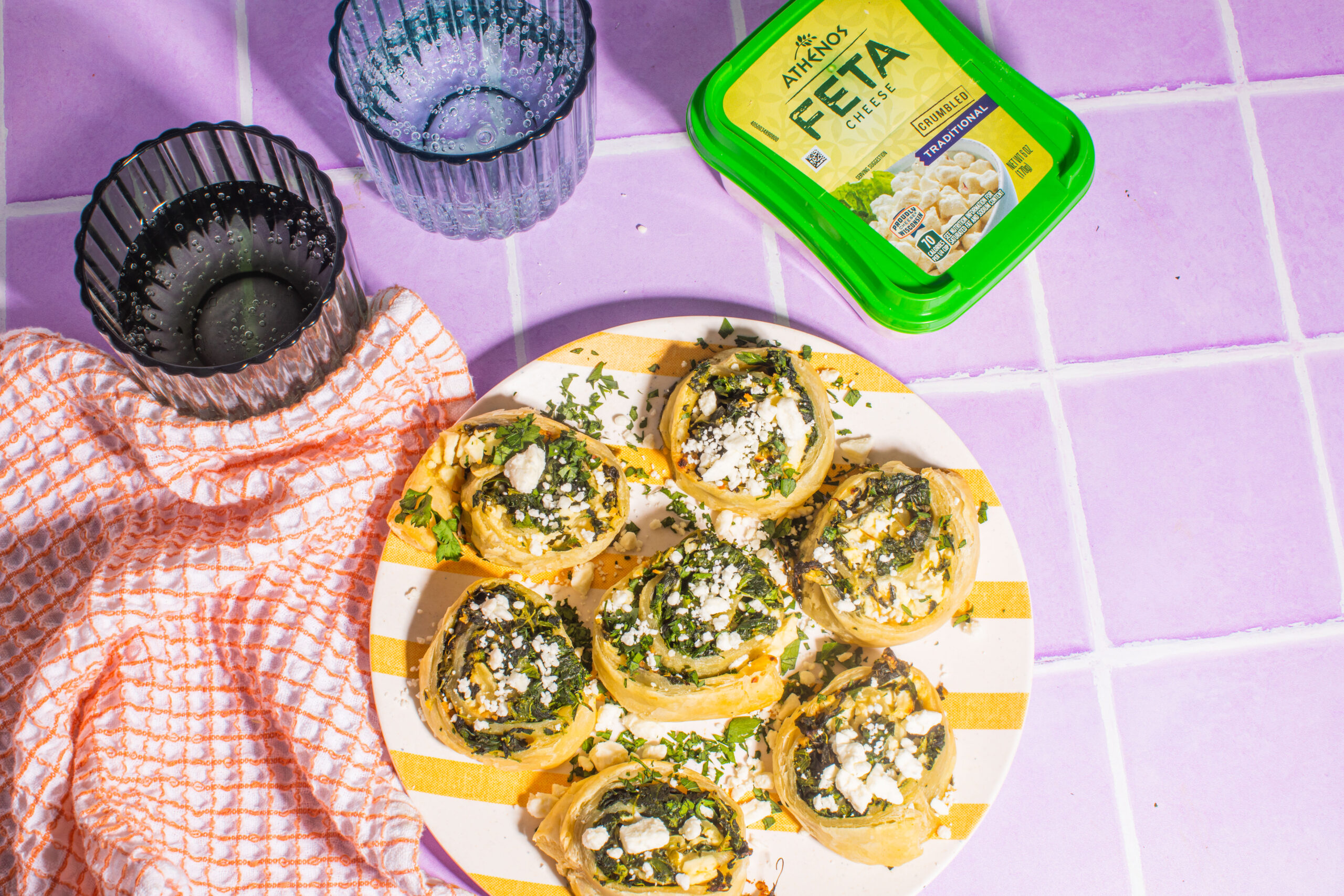 Spinach Puff Pastry Wheels - Athenos